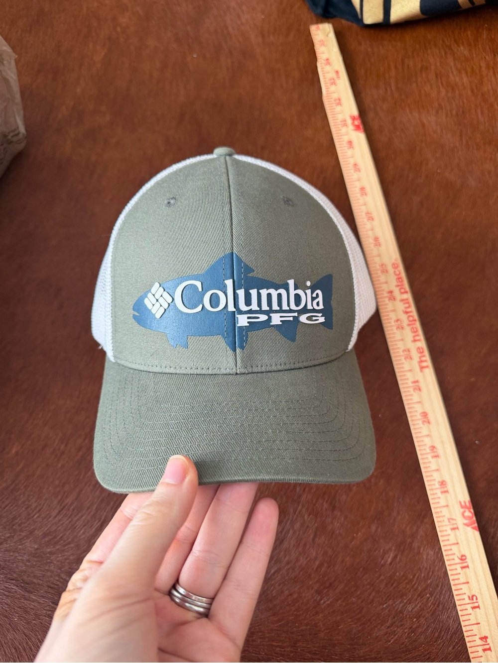 Grey Columbia PFG Hat - Picture 2 of 8